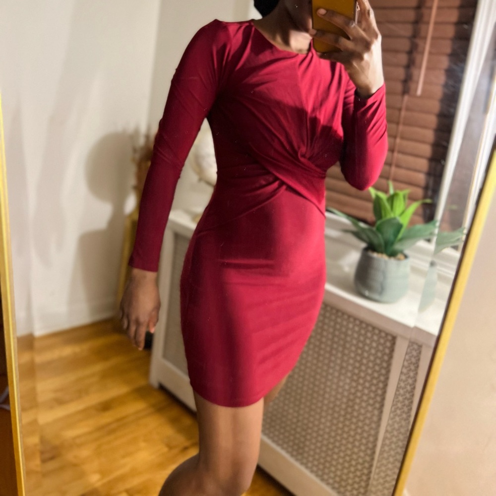 Red/plum dress